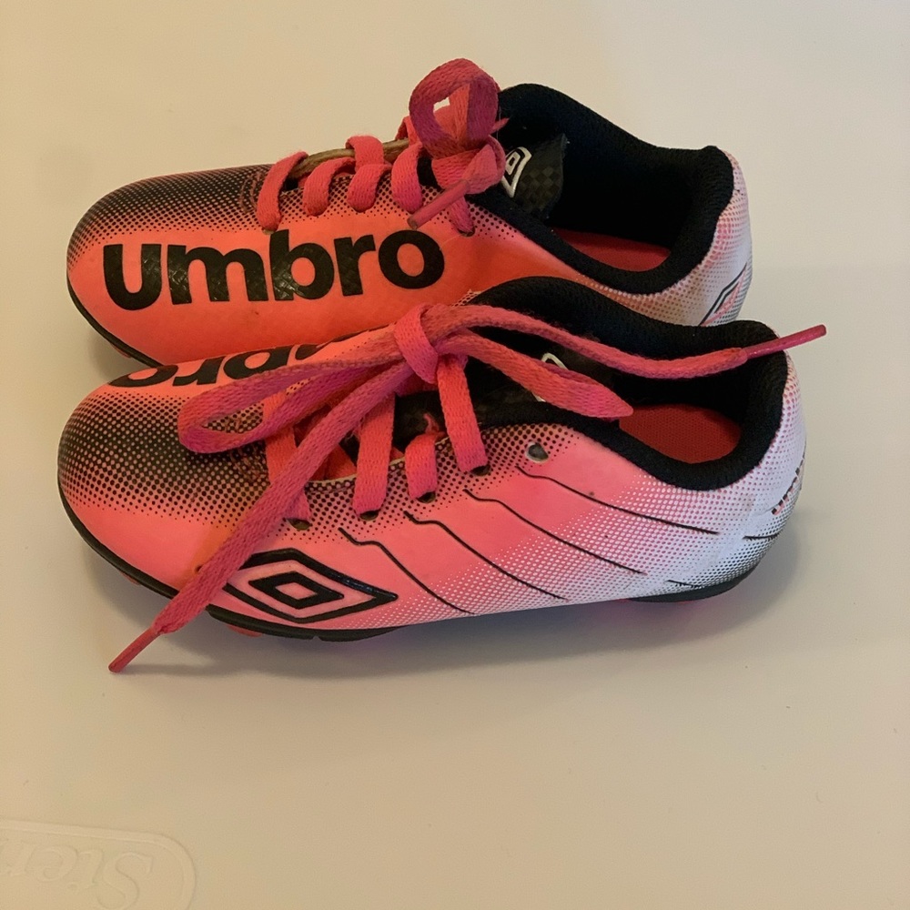Little Girls Soccer Shoes
